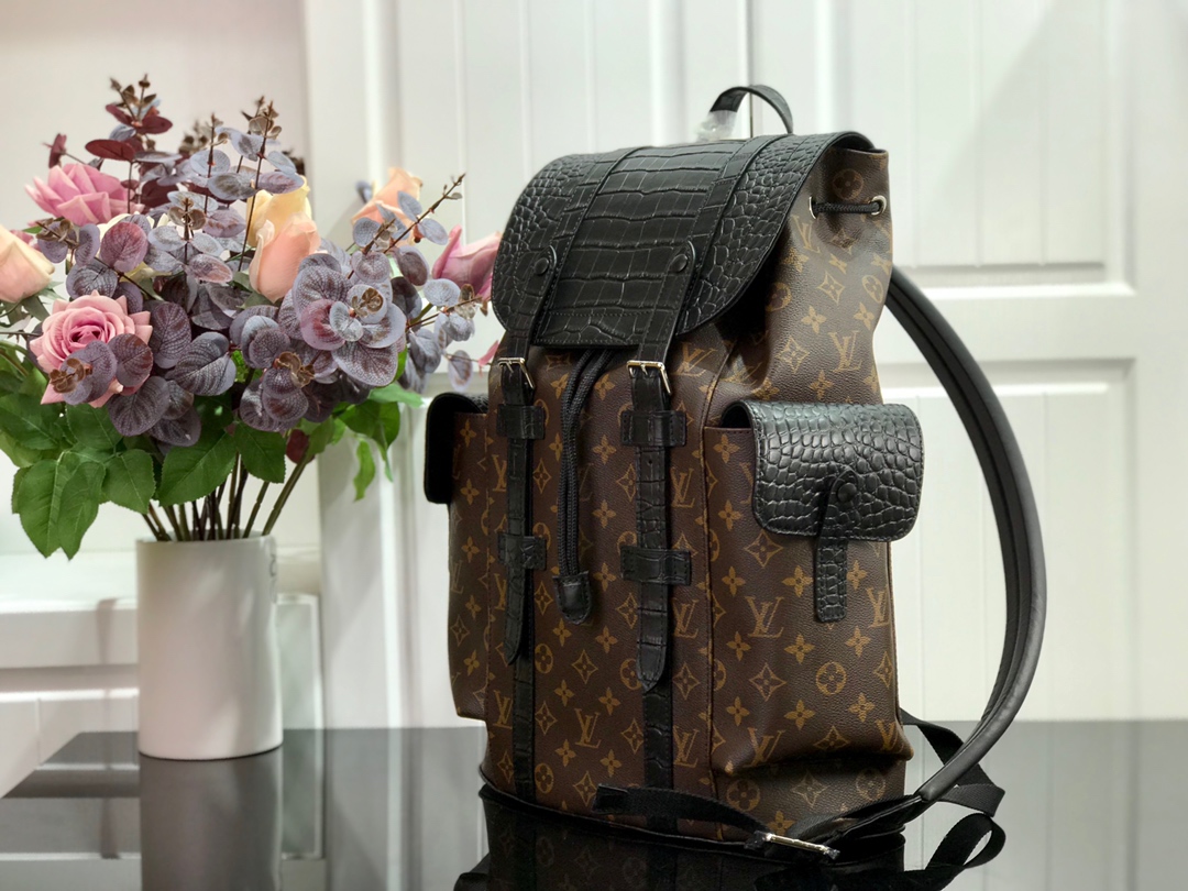 ルイヴィトン リュック 新作 Louis Vuitton クリストファー MM ブラック M43736 モノグラム・キャンバス シルバー金具 - 画像 (9)