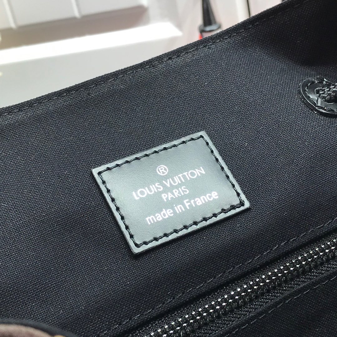 ルイヴィトン リュック 新作 Louis Vuitton クリストファー MM ブラック M43736 モノグラム・キャンバス シルバー金具 - 画像 (3)