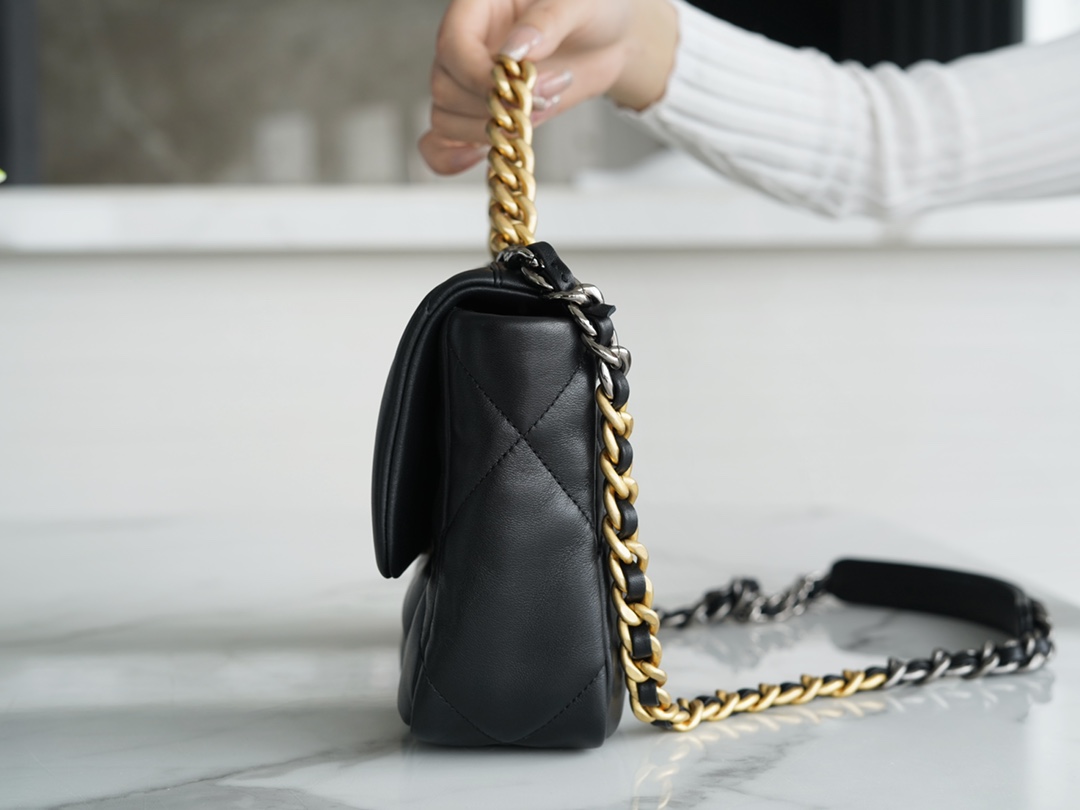 最高級シャネルスーパーコピー シャネルバッグコピー CHANEL 19 ハンドバッグ ブラック AS1160 B04852 94305 ラムスキン ゴールド金具 - 画像 (7)