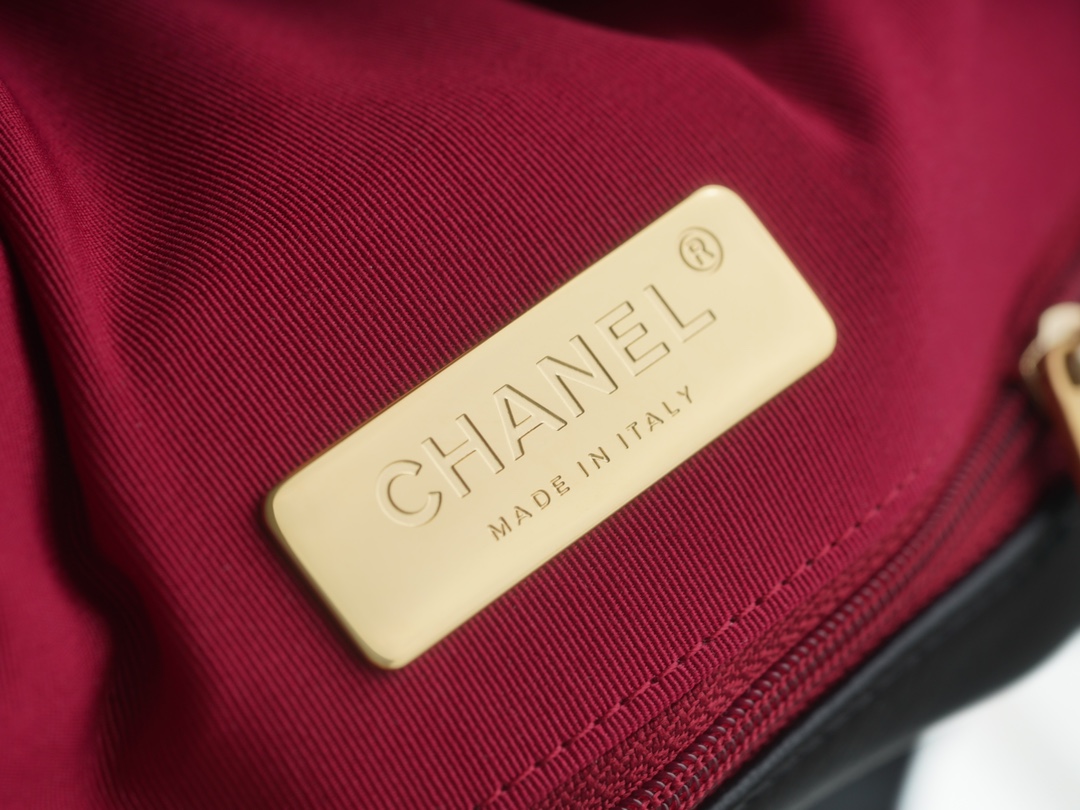 最高級シャネルスーパーコピー シャネルバッグコピー CHANEL 19 ハンドバッグ ブラック AS1160 B04852 94305 ラムスキン ゴールド金具 - 画像 (2)