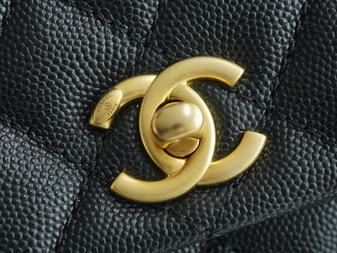 最高級シャネルスーパーコピー シャネルバッグコピー CHANEL トップハンドル フラップ バッグ ブラック/ボルドー A92990 B05061 94305 カーフスキン ゴールド金具 - 画像 (2)