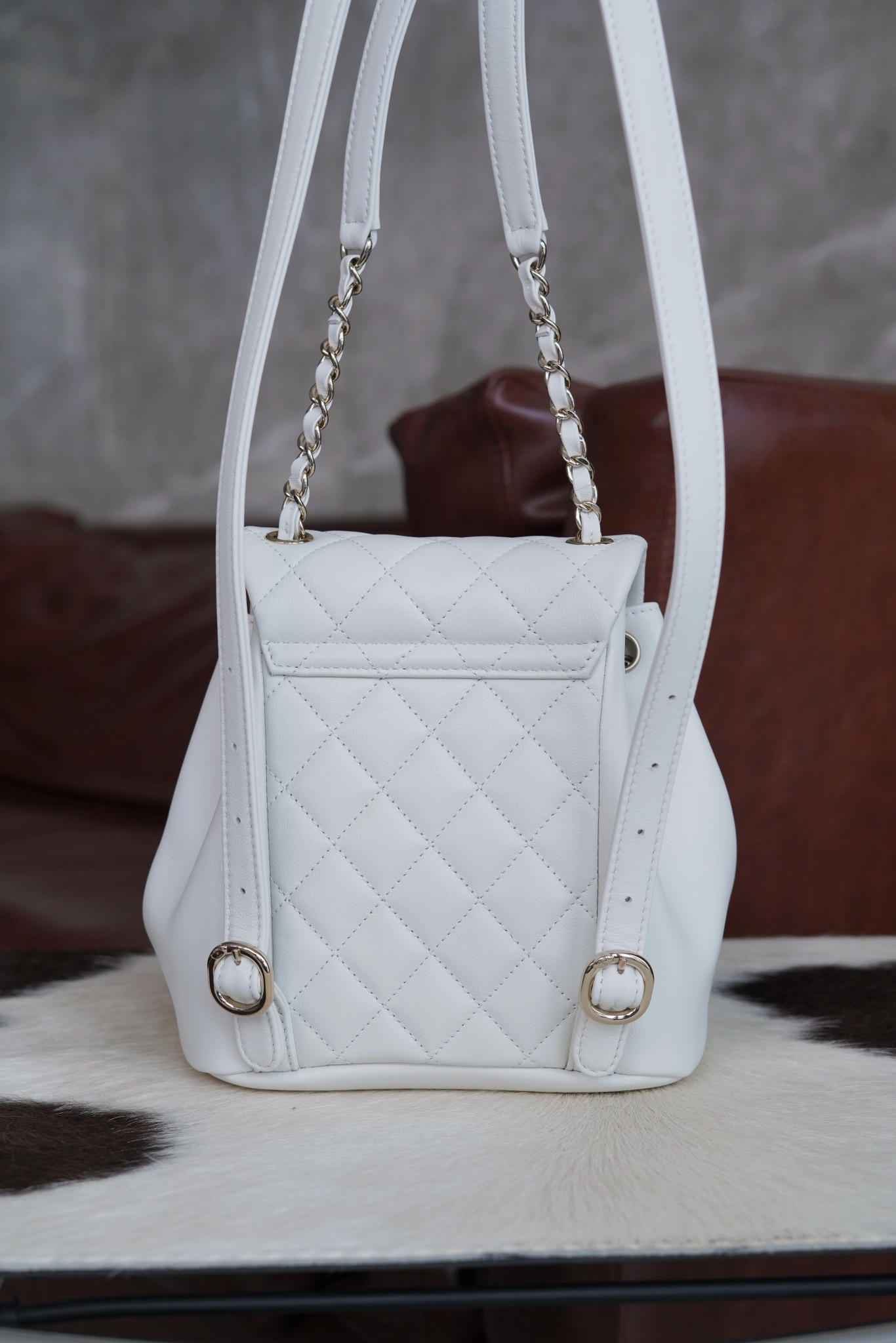 最高級シャネルスーパーコピー シャネルバッグコピー CHANEL リュック マトラッセ ココマーク バックパック ホワイト AS2908 B09750 10601 ラムスキン シルバー金具 - 画像 (7)