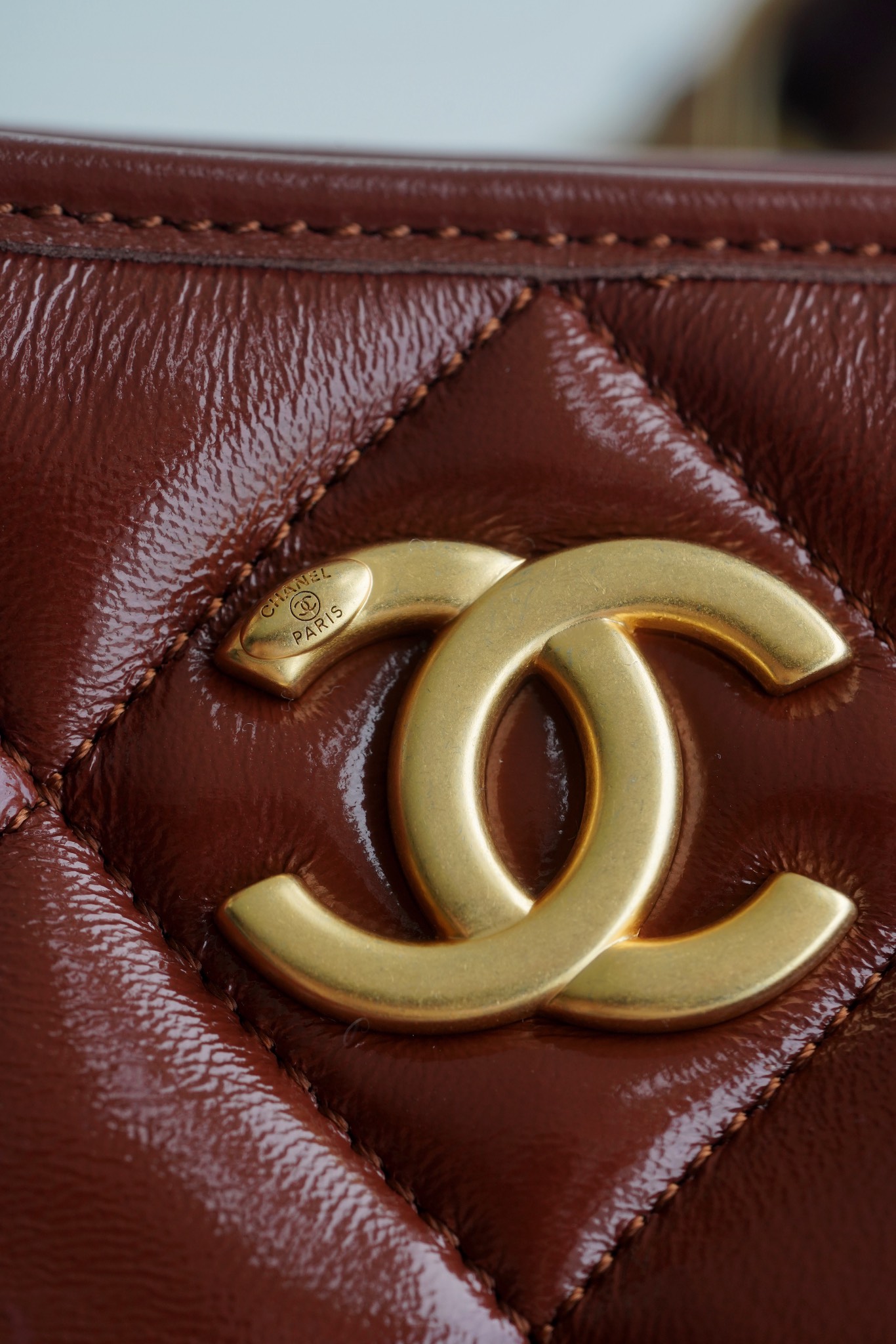 最高級シャネルスーパーコピー シャネルバッグコピー CHANEL ホーボー バッグ ブラウン AS4923 B16897 NY562 ラムスキン ゴールド金具 - 画像 (2)