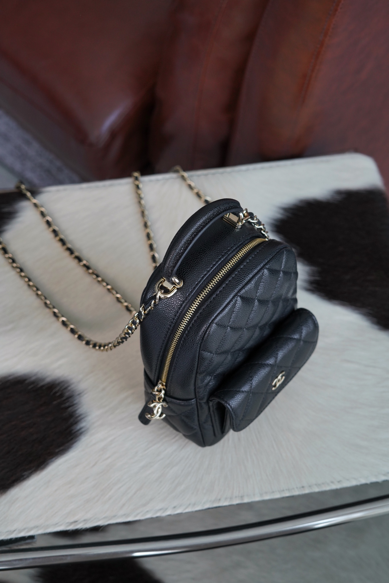 最高級シャネルスーパーコピー シャネルバッグコピー CHANEL ミニバックパック リュック ブラック AP3753 B10583 C3906 キャビアスキン シルバー金具 - 画像 (2)