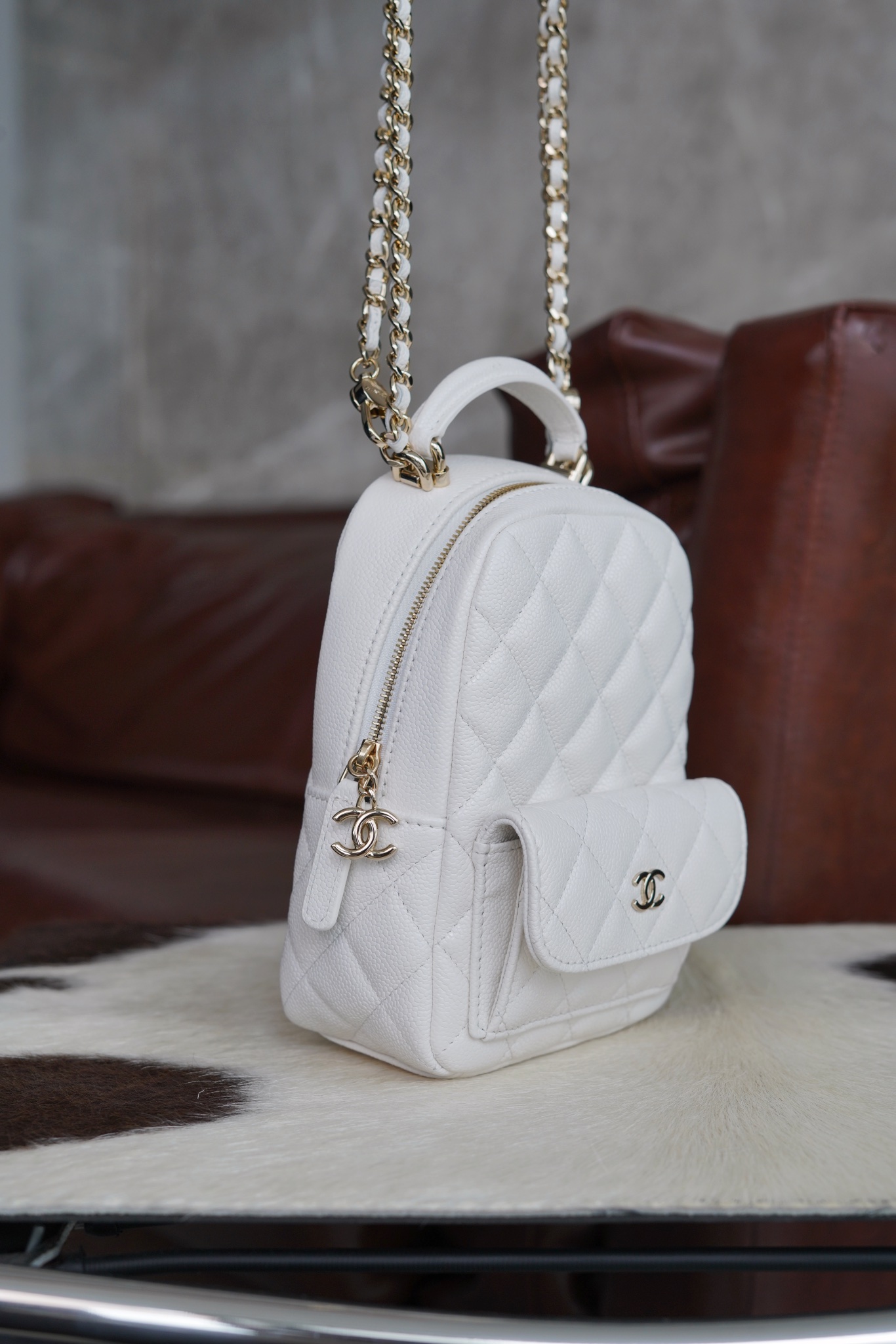 最高級シャネルスーパーコピー シャネルバッグコピー CHANEL ミニバックパック リュック ホワイト AP3753 B10583 10601 キャビアスキン ゴールド金具 - 画像 (8)