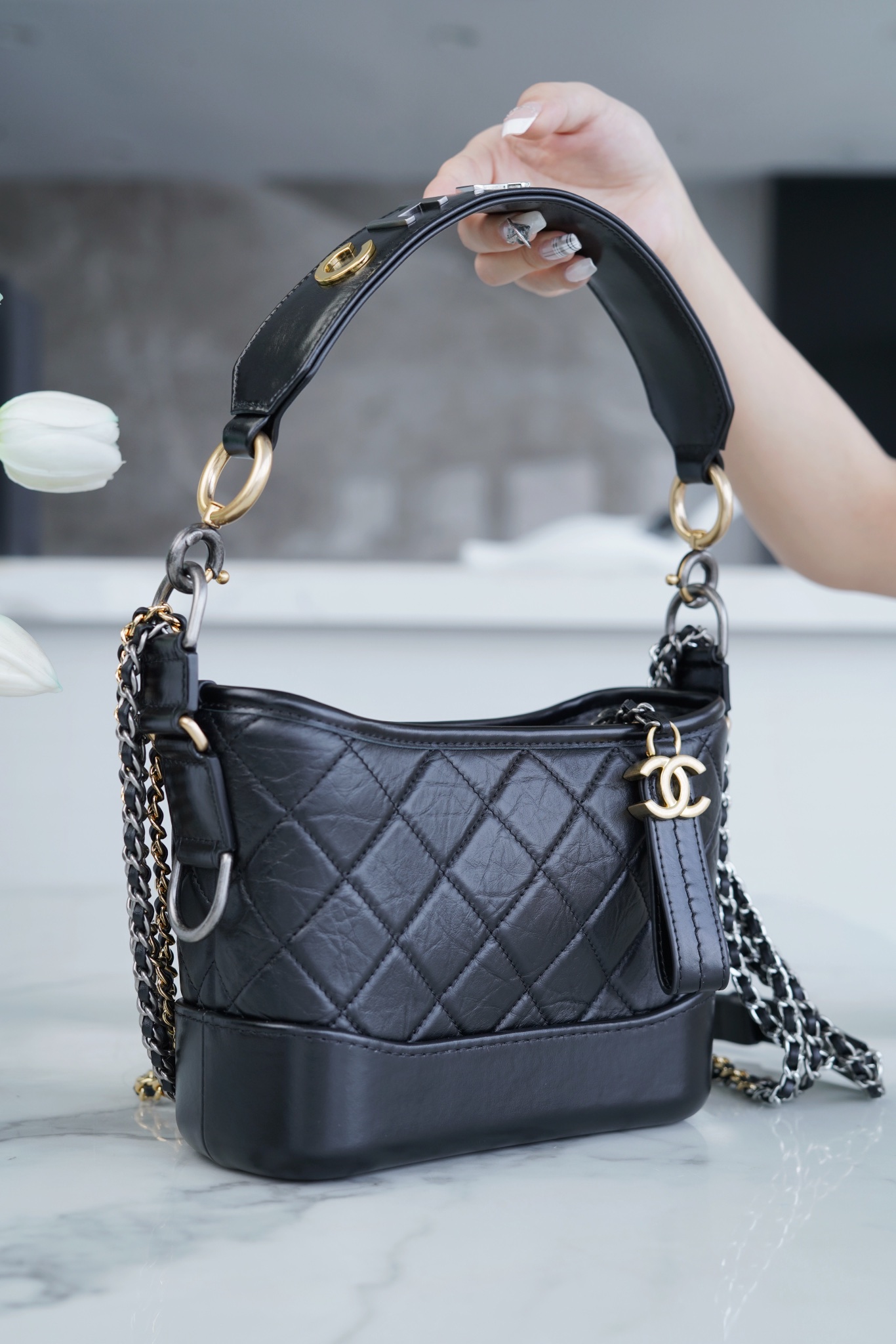 最高級シャネルスーパーコピー シャネルバッグコピー CHANEL ガブリエルドゥ スモール ホーボーバッグ ブラック A91810 B01935 94305 カーフスキン ゴールド金具 - 画像 (8)