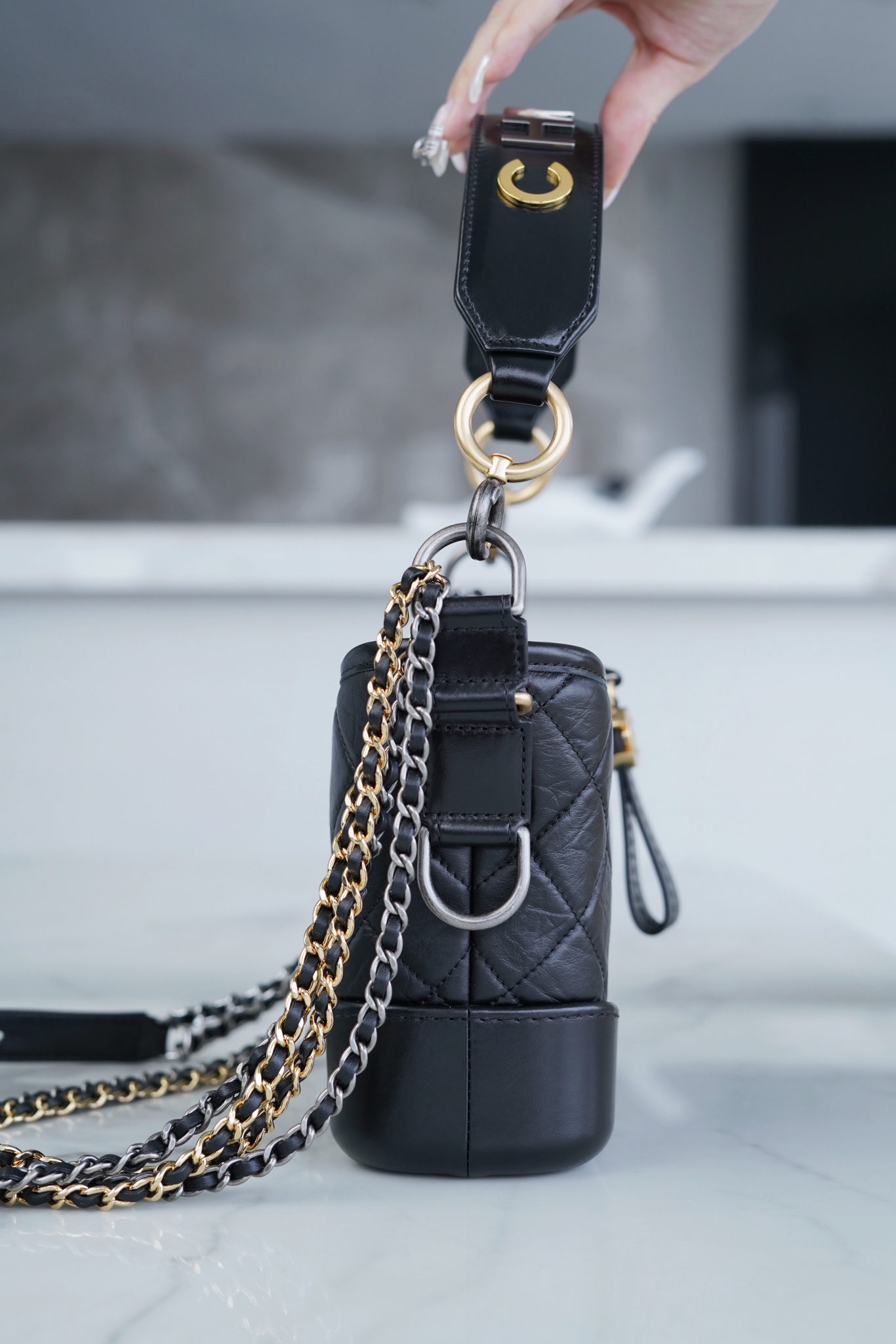 最高級シャネルスーパーコピー シャネルバッグコピー CHANEL ガブリエルドゥ スモール ホーボーバッグ ブラック A91810 B01935 94305 カーフスキン ゴールド金具 - 画像 (7)