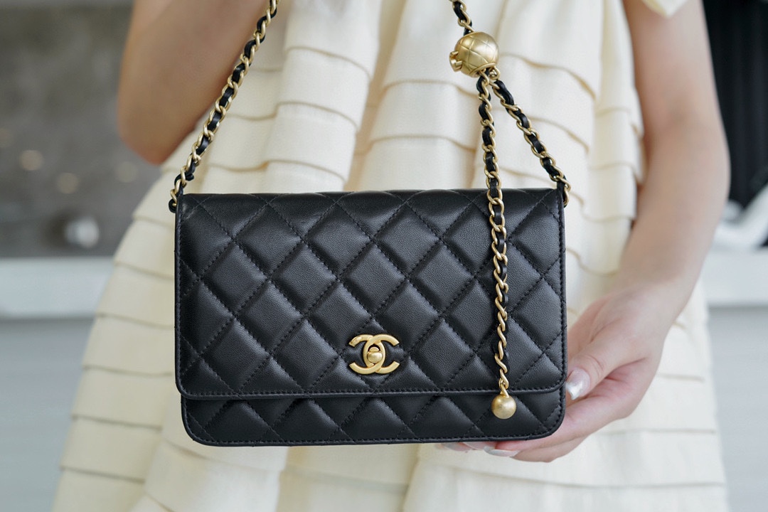 最高級シャネルスーパーコピー シャネルバッグコピー CHANEL ココマーク チェーン ウォレット ブラック AP3230 B10183 94305 ラムスキン ゴールド金具 - 画像 (9)