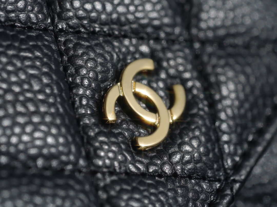 最高級シャネルスーパーコピー シャネルバッグコピー CHANEL WOC マトラッセ チェーンウォレット ブラック A33814 Y01480 C3906 キャビアスキン ゴールド金具 - 画像 (2)