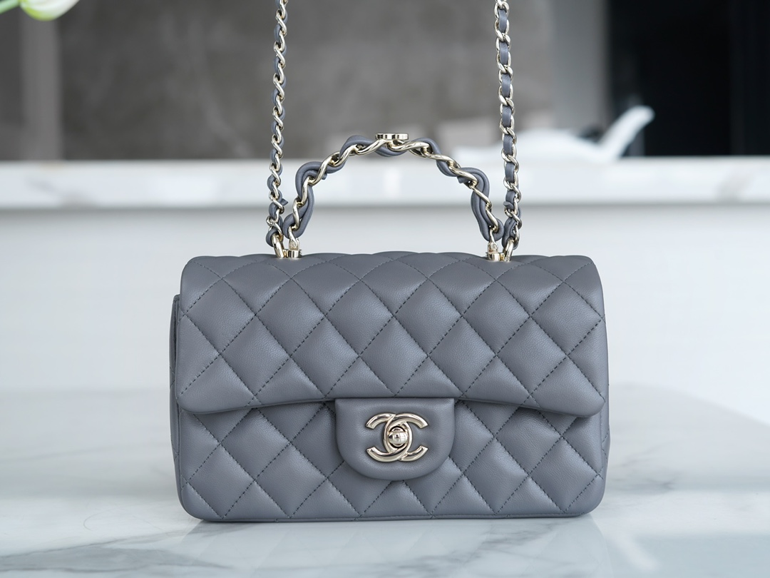 最高級シャネルスーパーコピー シャネルバッグコピー CHANEL マトラッセ トップハンドル ミニ フラップ バッグ グレー AS4141 B13327 NR652 ラムスキン シルバー金具 - 画像 (9)