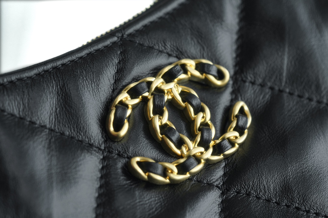 最高級シャネルスーパーコピー シャネルバッグコピー CHANEL チェーンショルダーホーボーバッグ ブラック AS4612 B14306 94305 ラムスキン ゴールド金具 - 画像 (2)