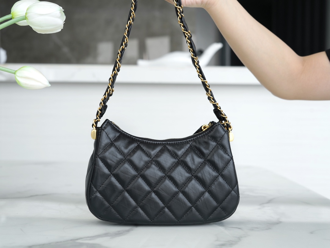 最高級シャネルスーパーコピー シャネルバッグコピー CHANEL マトラッセ ホーボーバッグ ブラック AP3647 B14306 94305 ラムスキン ゴールド金具 - 画像 (7)