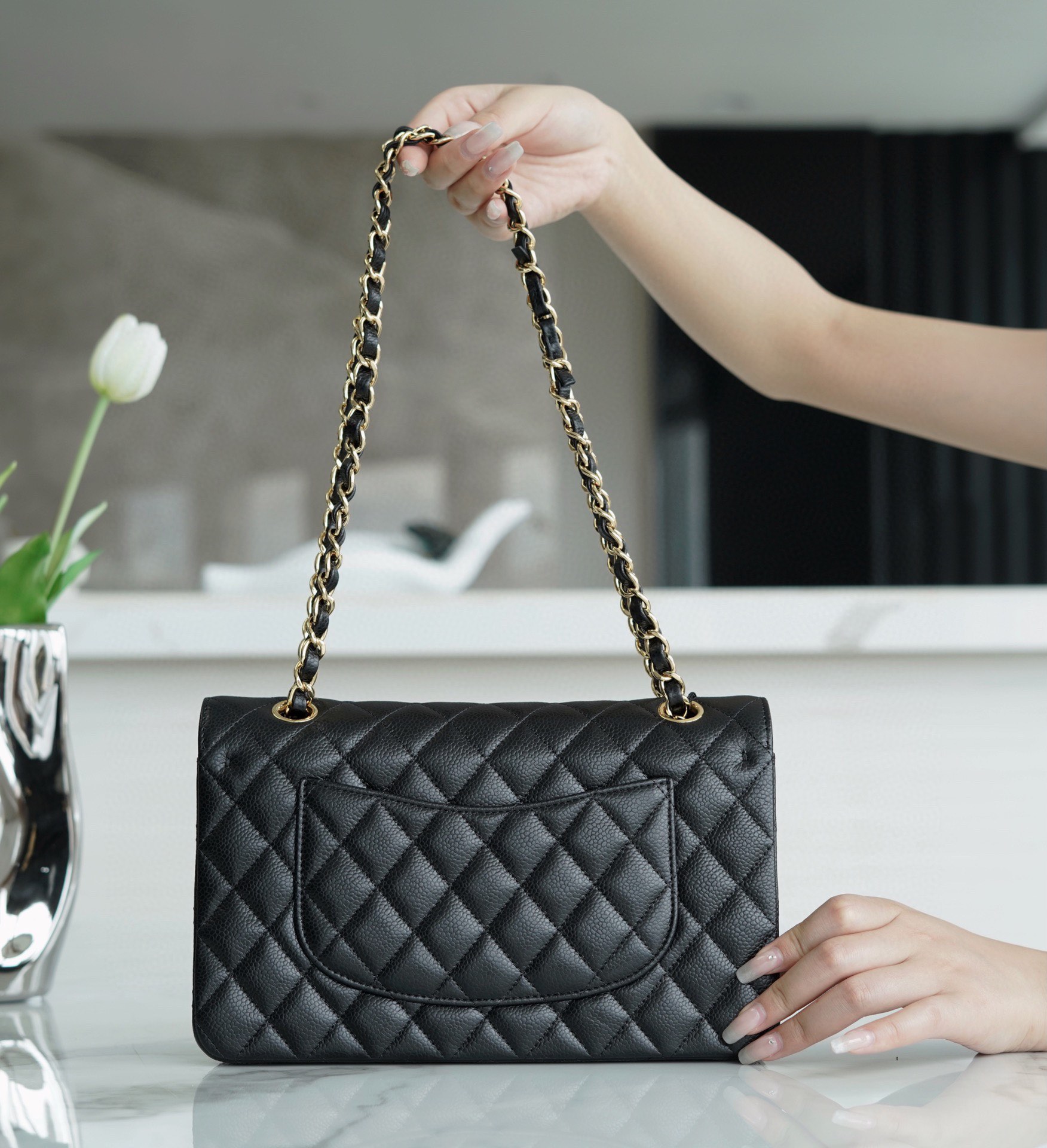 最高級シャネルスーパーコピー シャネルバッグコピー CHANEL 11.12 クラシック ハンドバッグ ブラック A01112 Y01295 94305 キャビアスキン ゴールド金具 - 画像 (7)