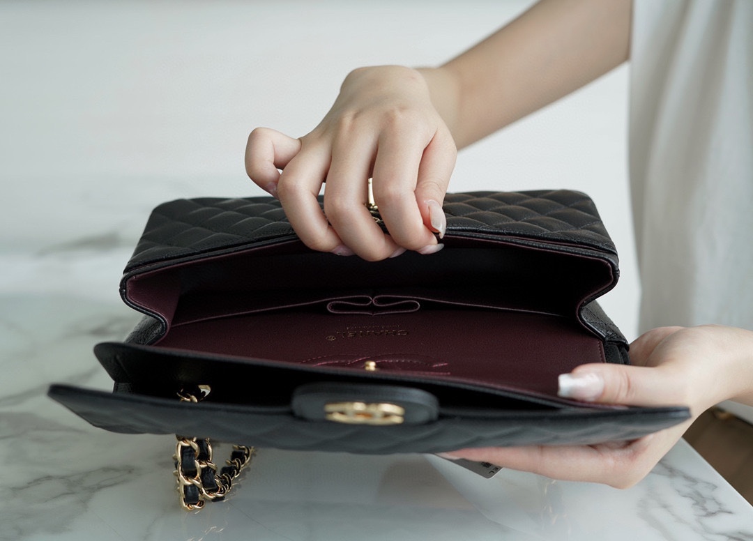 最高級シャネルスーパーコピー シャネルバッグコピー CHANEL 11.12 クラシック ハンドバッグ ブラック A01112 Y01295 94305 キャビアスキン ゴールド金具 - 画像 (4)