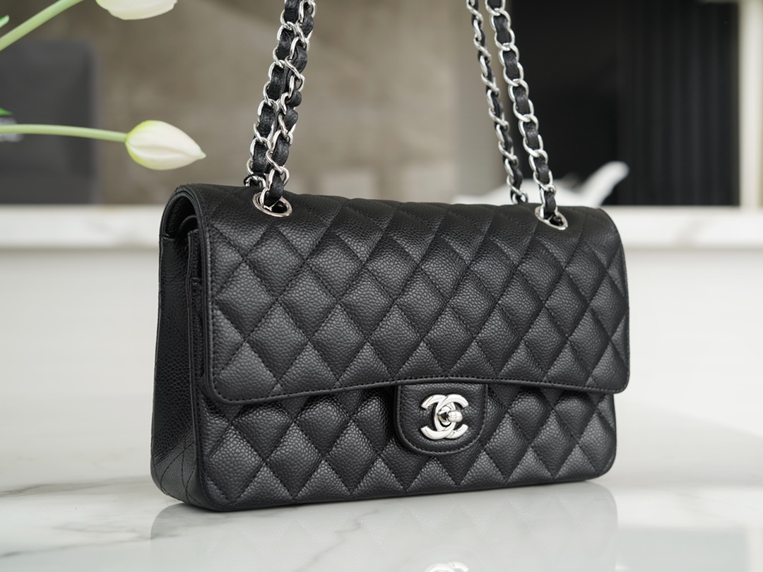 最高級シャネルスーパーコピー シャネルバッグコピー CHANEL 11.12 クラシック ハンドバッグ ブラック A01112 Y01295 94305 キャビアスキン シルバー金具 - 画像 (8)