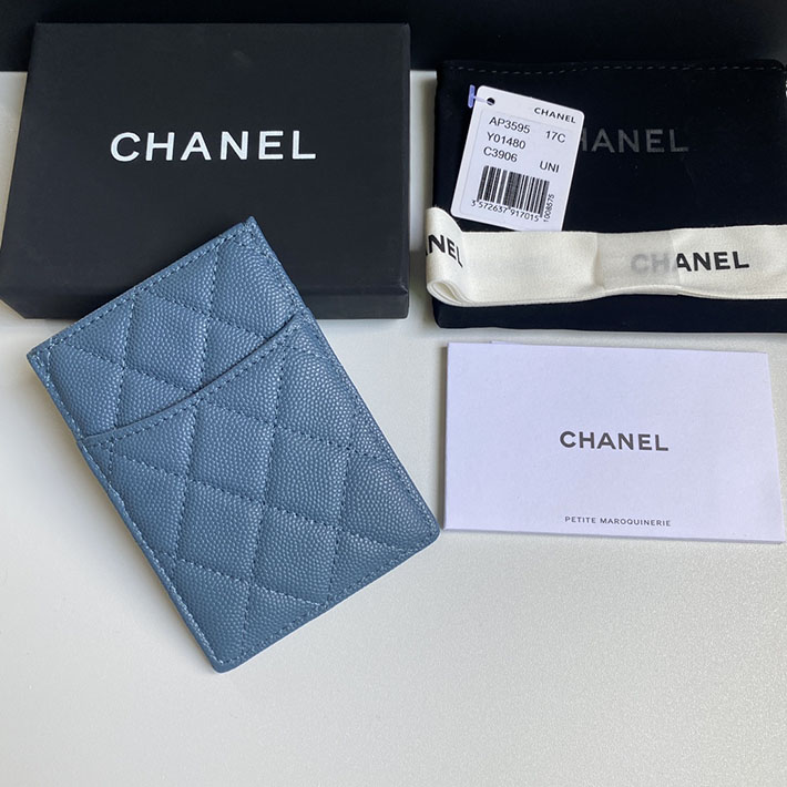 最高級シャネルスーパーコピー シャネルカードケースコピー クラシックカード ホルダー ブルー AP3595 B10583 N0195 キャビアスキン ゴールド金具 - 画像 (7)