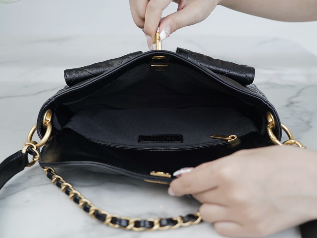 最高級シャネルスーパーコピー シャネルバッグコピー CHANEL 24P ホーボー バッグ 2024秋冬新作 ブラック 202408223 カーフスキン ゴールド金具 - 画像 (3)