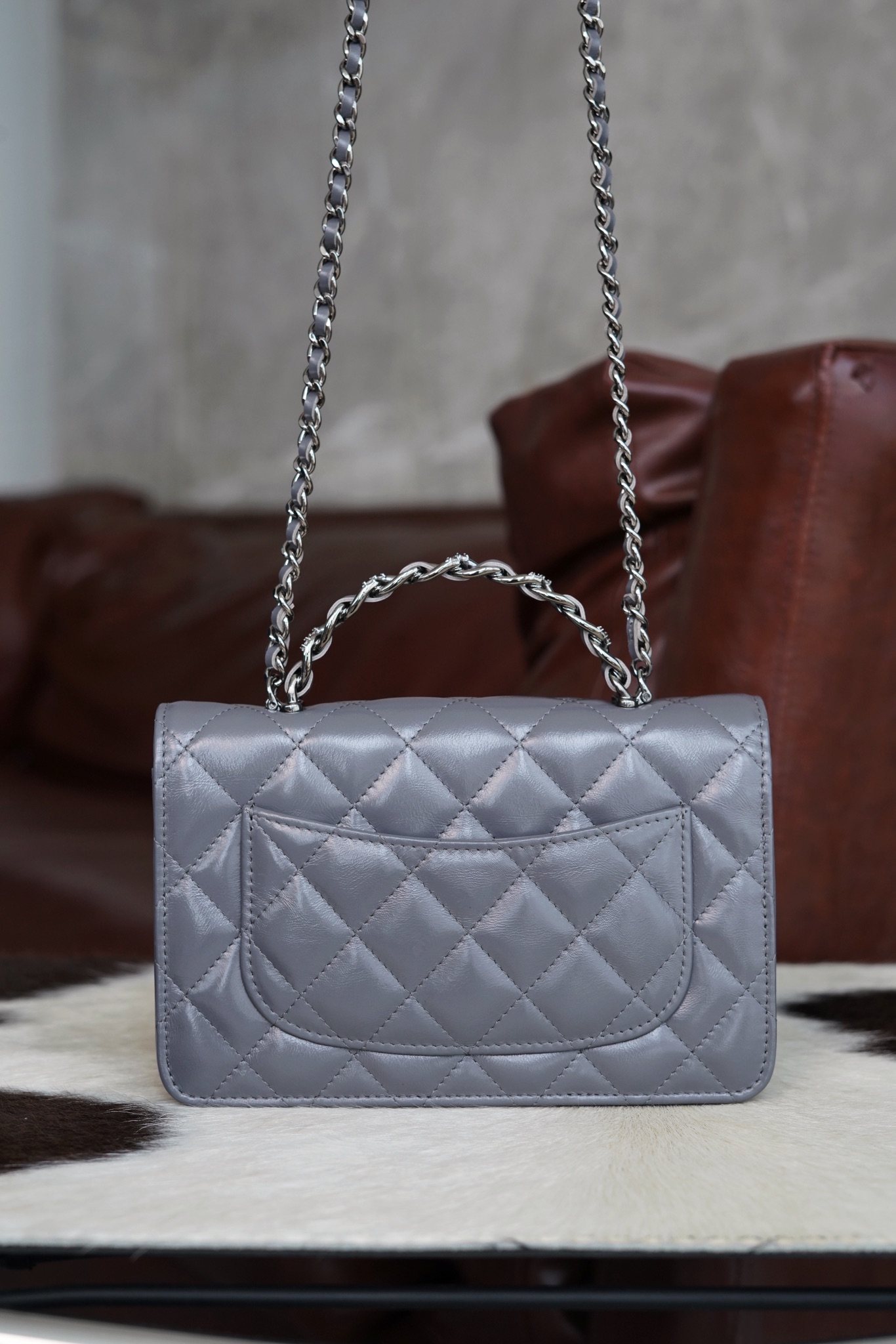 最高級シャネルスーパーコピー シャネルバッグコピー CHANEL チェーンクラッチ 2024秋冬新作バッグ グレー AP3567 B14291 NR652 ラムスキン シルバー金具 - 画像 (8)