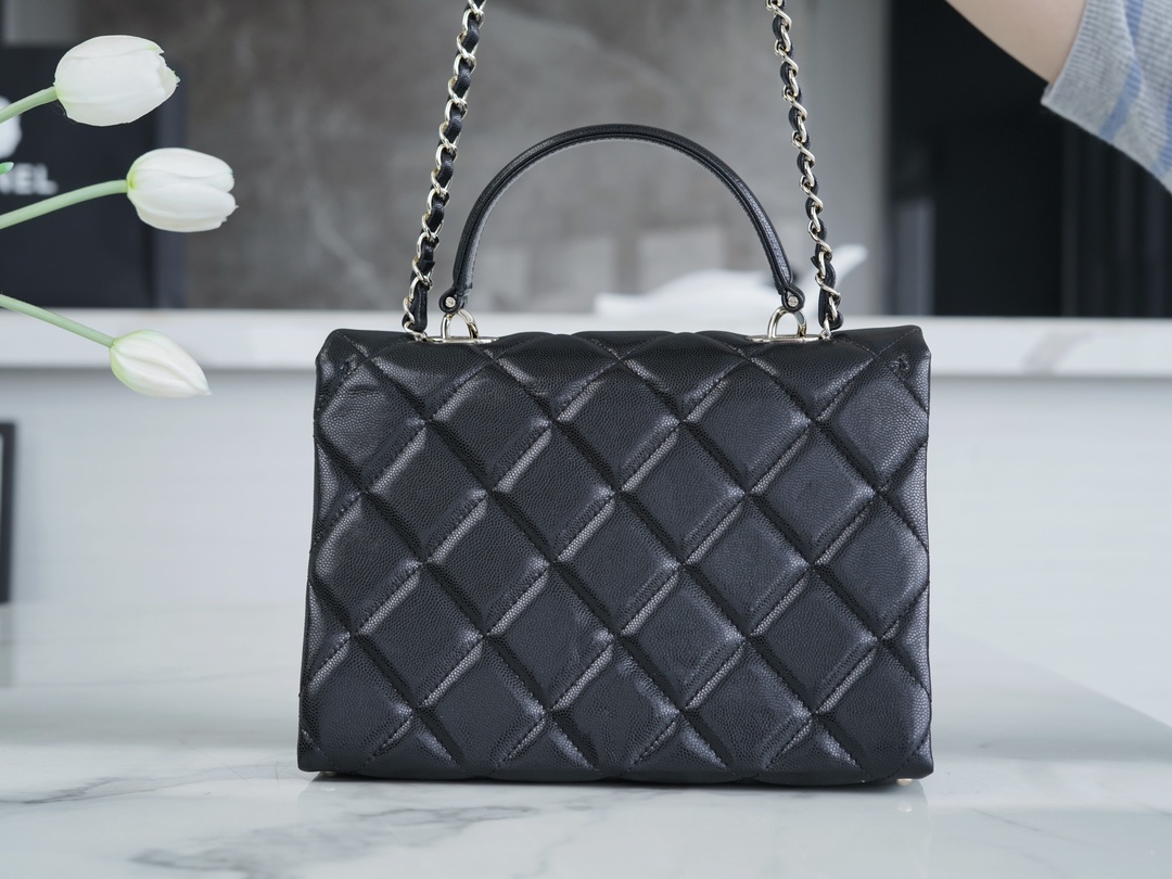 最高級シャネルスーパーコピー シャネルバッグコピー CHANEL マトラッセ トップハンドル フラップ バッグ ブラック AS4712 B15583 94305 キャビアスキン シルバー金具 - 画像 (8)