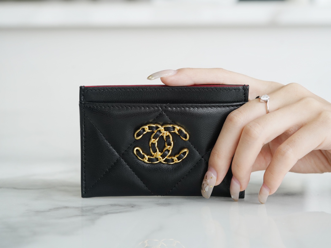 最高級シャネルスーパーコピー シャネルカードケースコピー CHANEL 19 カードケース 名刺入れ ブラック AP1167 B04852 94305 ラムスキン ゴールド金具 - 画像 (9)