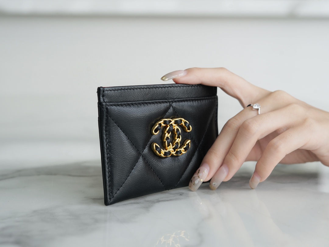 最高級シャネルスーパーコピー シャネルカードケースコピー CHANEL 19 カードケース 名刺入れ ブラック AP1167 B04852 94305 ラムスキン ゴールド金具 - 画像 (7)