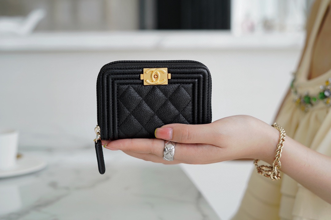 最高級シャネルスーパーコピー シャネルカードケースコピー コインケース BOY CHANEL ボーイシャネル ブラック A80602 B01490 94305 キャビアスキン ゴールド金具 - 画像 (9)