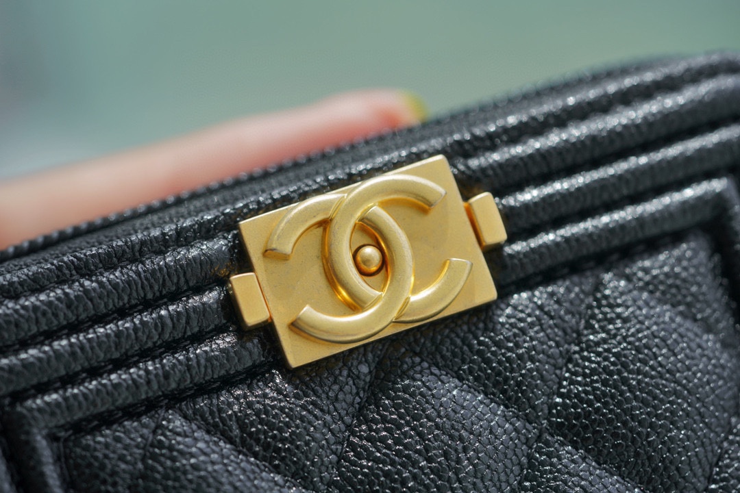 最高級シャネルスーパーコピー シャネルカードケースコピー コインケース BOY CHANEL ボーイシャネル ブラック A80602 B01490 94305 キャビアスキン ゴールド金具 - 画像 (2)