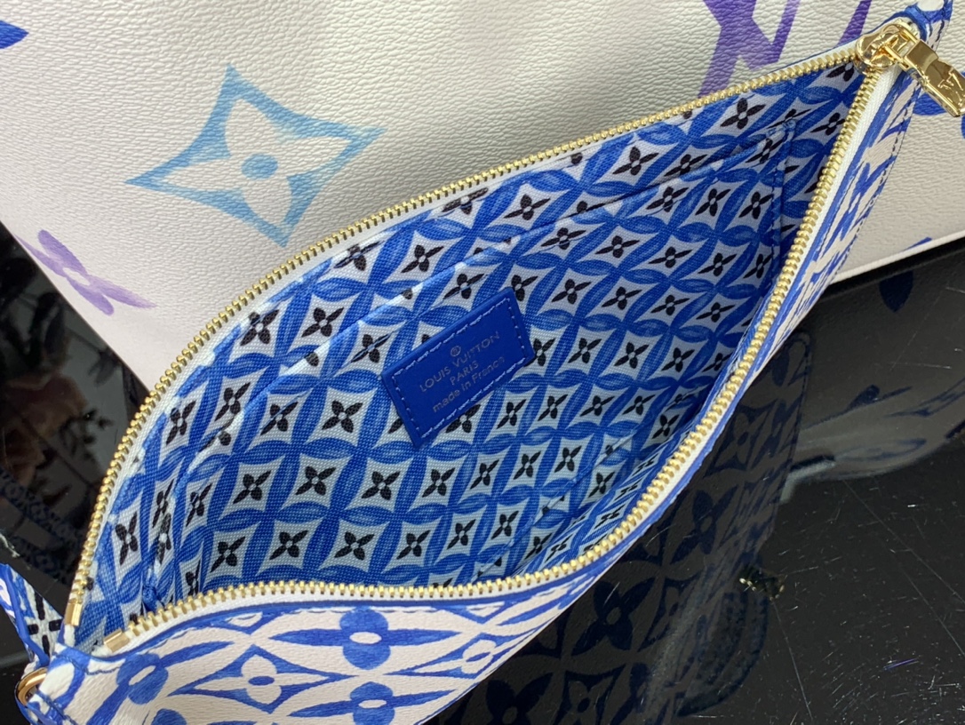ルイヴィトン トートバッグ 新作 ネヴァーフル MM LV バイザプール ブルー ホワイト M22979 モノグラム キャンバス ゴールド金具 - 画像 (4)