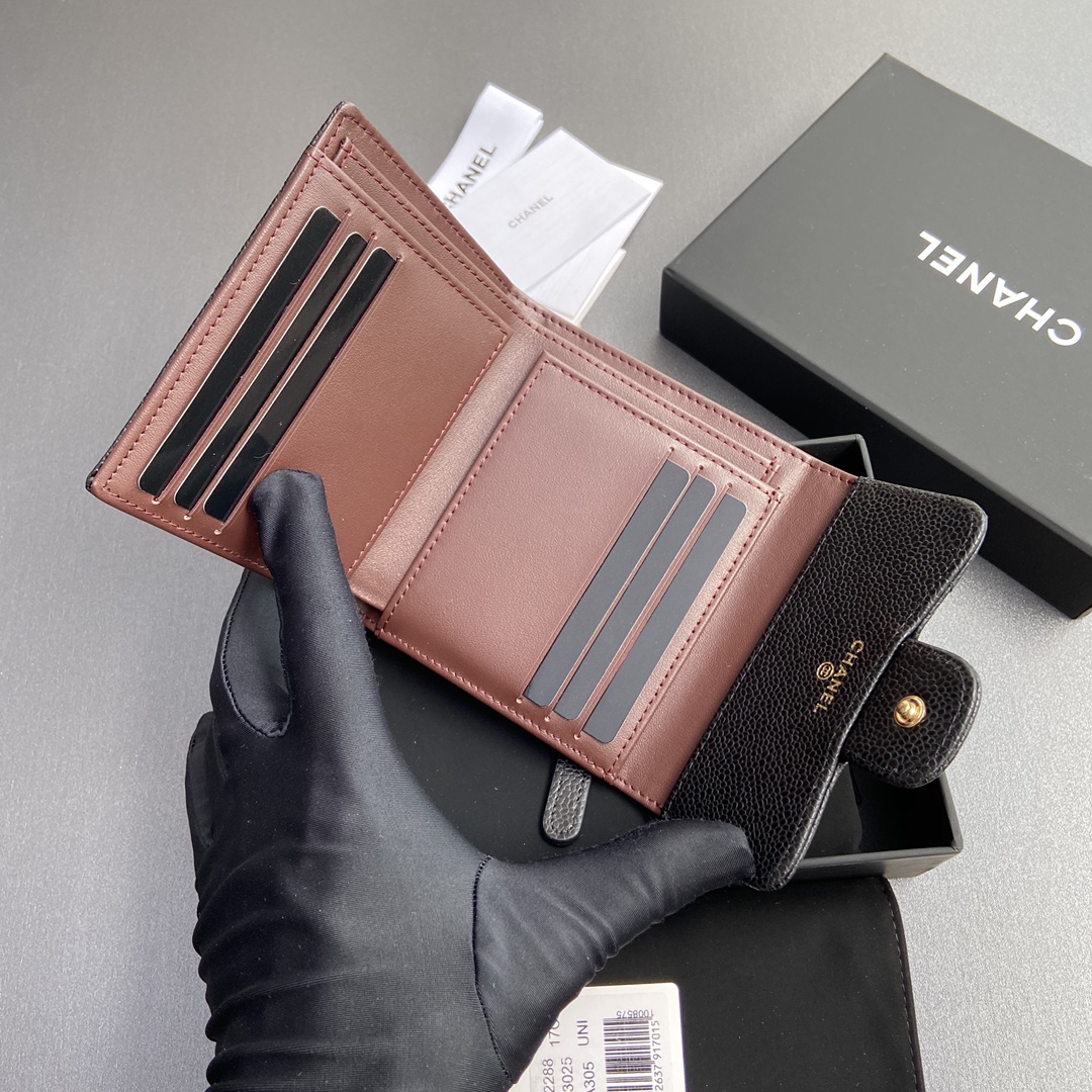 最高級シャネルスーパーコピー シャネル財布コピー 三つ折り財布 マトラッセ ココマーク ブラック A82288 Y01295 C3906 キャビアスキン ゴールド金具 - 画像 (4)