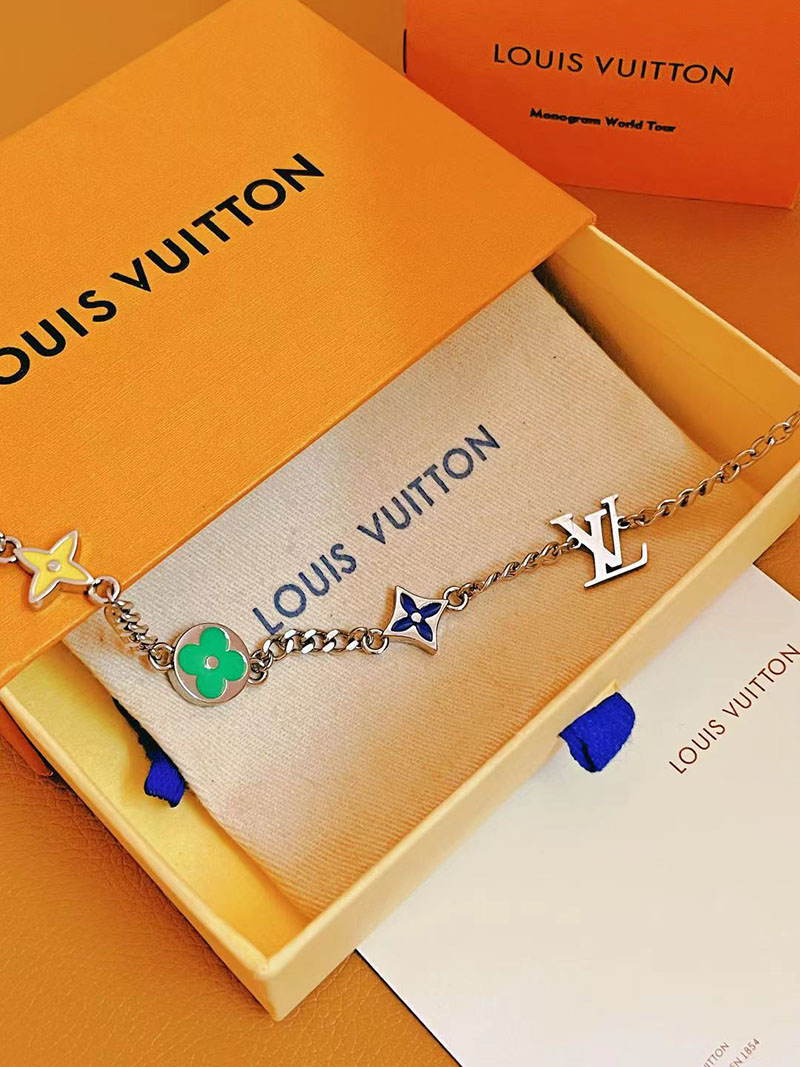 最高級ルイヴィトンスーパーコピー ルイヴィトンブレスレットコピー Bracelet Monogram Row M1599A シルバー - 画像 (5)