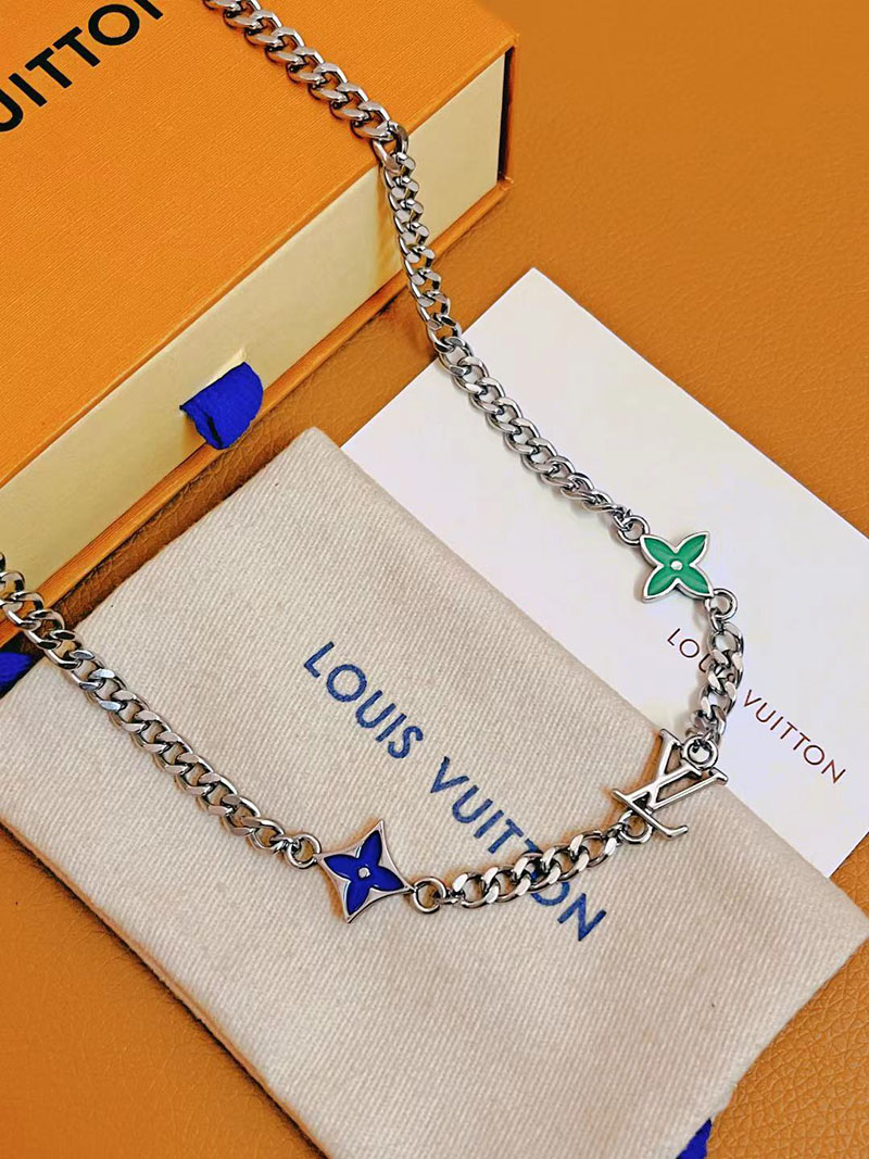 最高級ルイヴィトンスーパーコピー ルイヴィトンネックレスコピー Monogram Row Necklace M01949 シルバー - 画像 (7)
