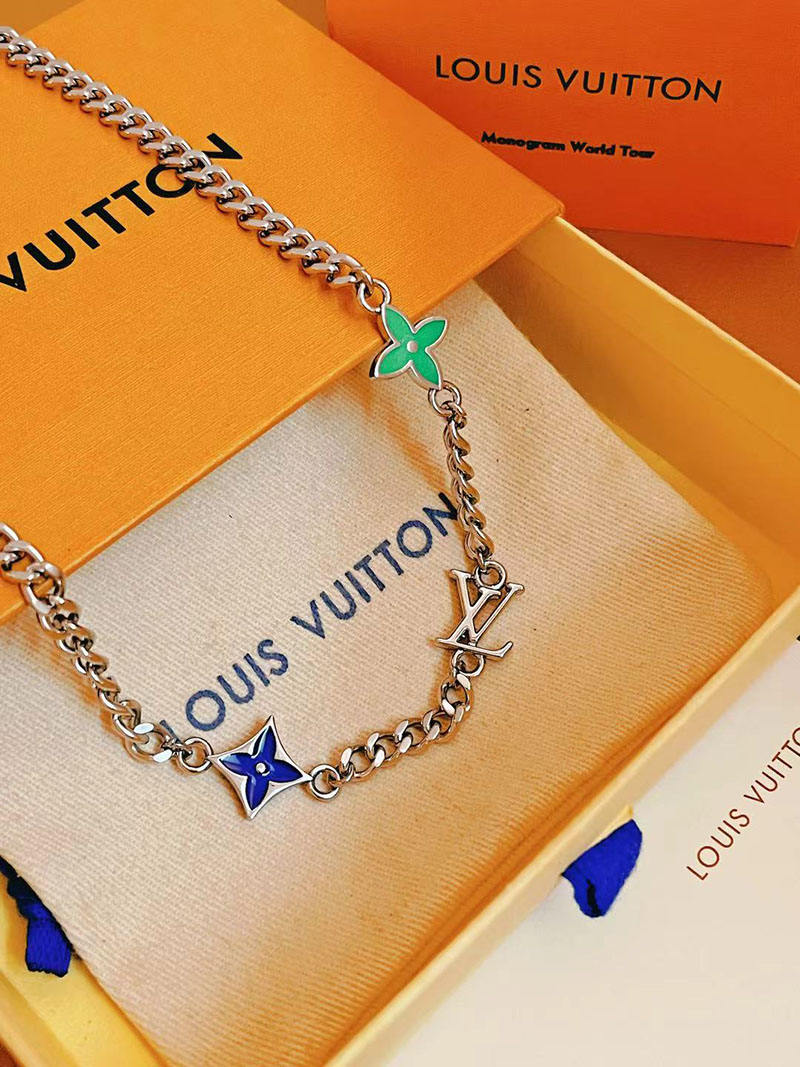 最高級ルイヴィトンスーパーコピー ルイヴィトンネックレスコピー Monogram Row Necklace M01949 シルバー - 画像 (5)