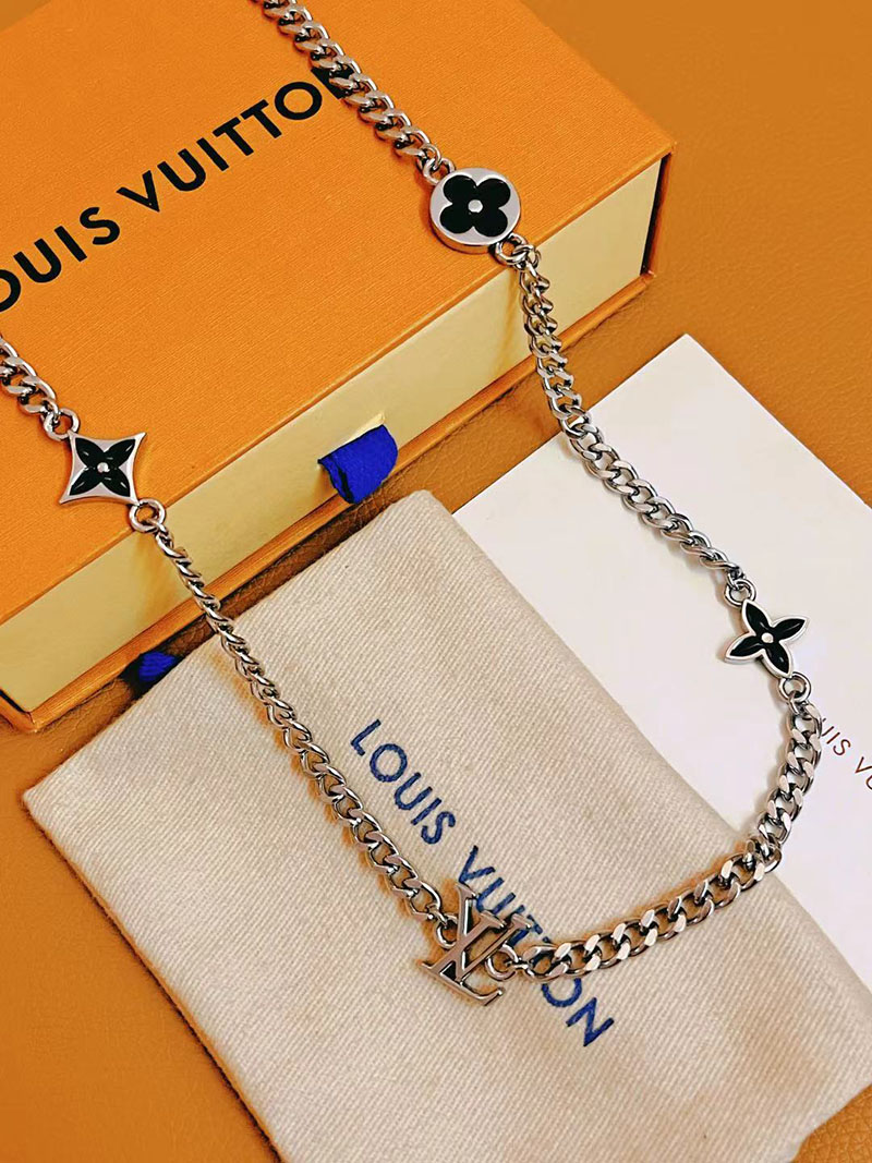 最高級ルイヴィトンスーパーコピー ルイヴィトンネックレスコピー LV Spike Charms Necklace M01717 シルバー - 画像 (8)