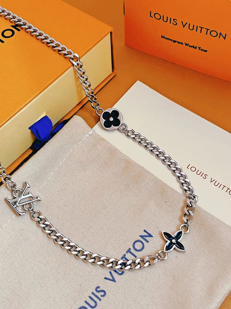 最高級ルイヴィトンスーパーコピー ルイヴィトンネックレスコピー LV Spike Charms Necklace M01717 シルバー - 画像 (7)