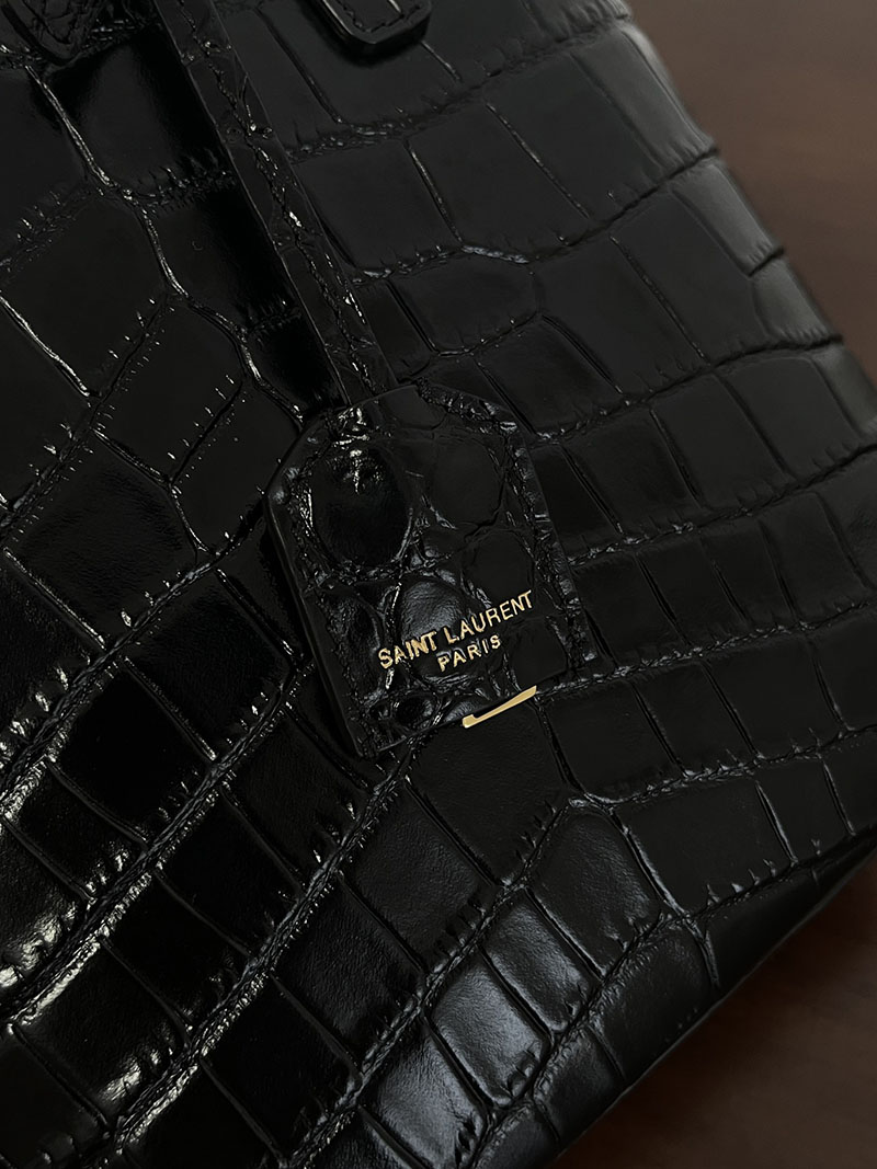 最高級サンローランスーパーコピー サンローランバッグコピー SAINT LAURENT パリ ミニ トイ ショッピング ブラック 712367AAAOH1000 レザー ゴールド金具 - 画像 (3)