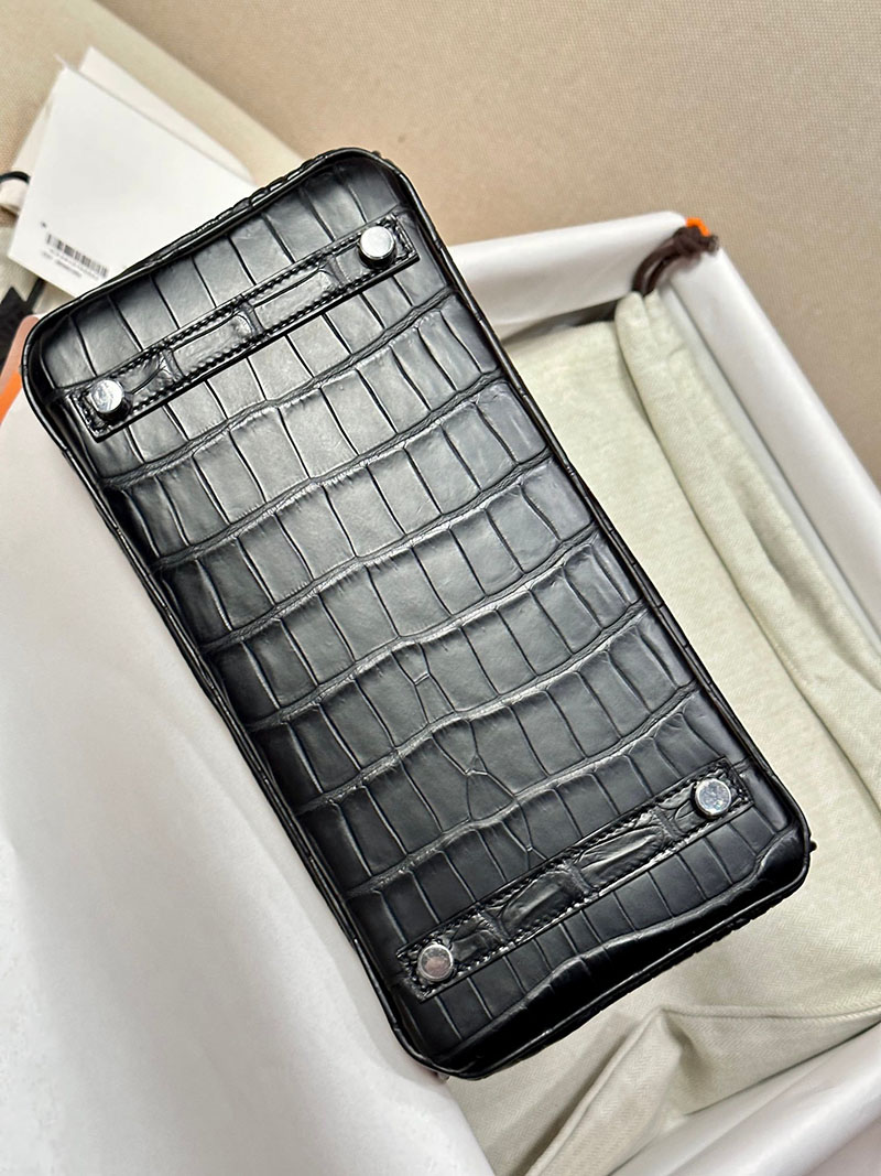 最高級エルメススーパーコピー バーキン25コピー バーキン25 黒 ブラック クロコダイル ポロサスマット シルバー金具 - 画像 (8)