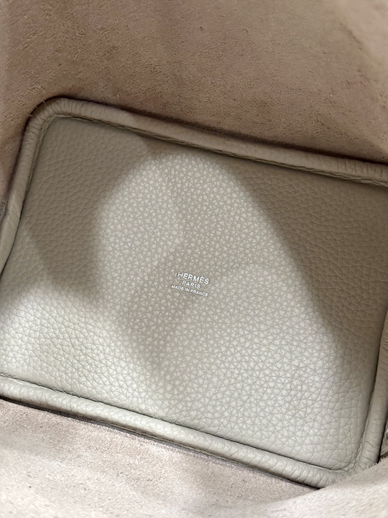 最高級エルメススーパーコピー ピコタンPMコピー ピコタンロック 18 PM パールグレー トリヨンクレマンス シルバー金具 - 画像 (4)
