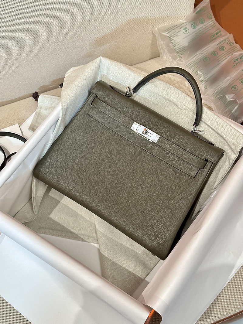 最高級エルメススーパーコピー ケリー32コピー ケリー32 内縫い ヴェールドグリ トゴ シルバー金具 - 画像 (7)