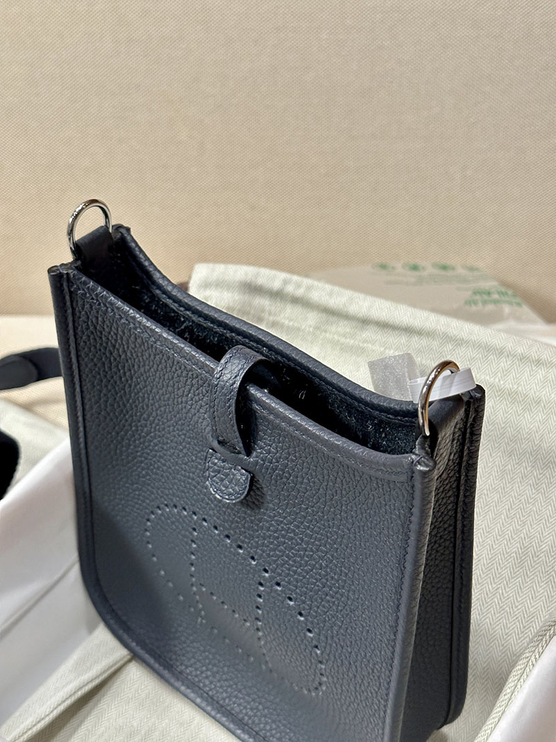 最高級エルメススーパーコピー エヴリンTPMコピー エヴリン 16 TPM ブルーニュイ トリヨンクレマンス シルバー金具 - 画像 (6)