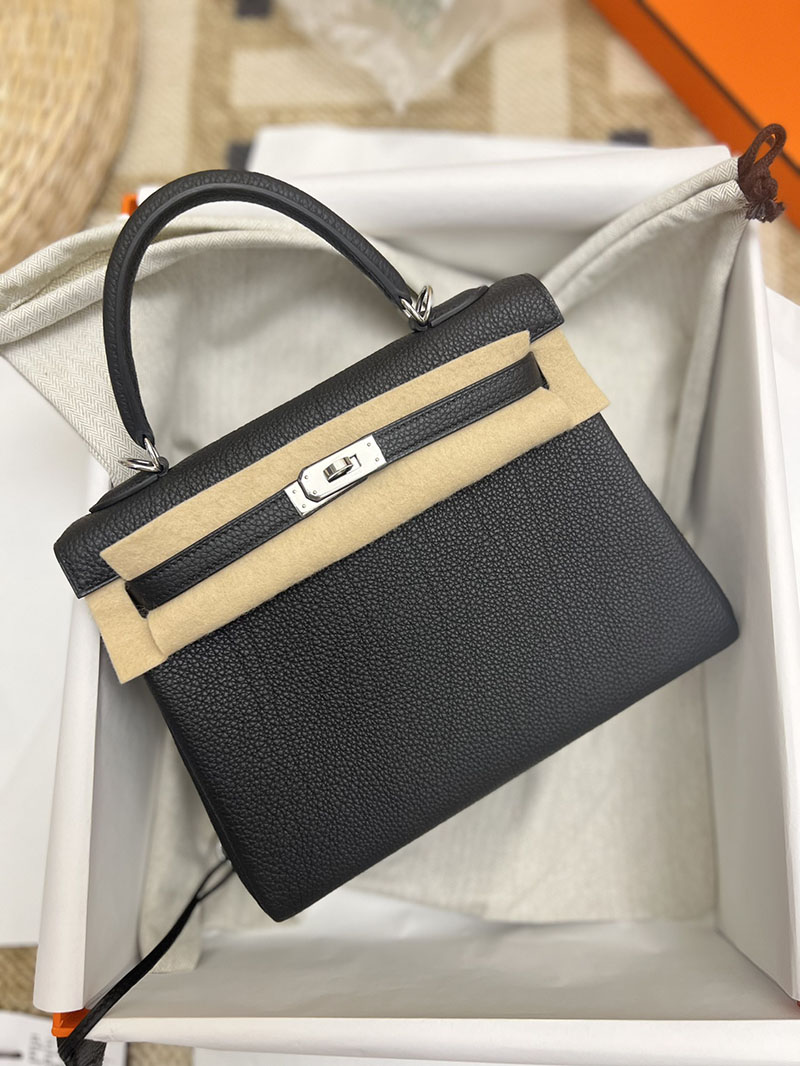 最高級エルメススーパーコピー ケリー25コピー ケリー25 内縫い 黒 ブラック トゴ シルバー金具 - 画像 (6)