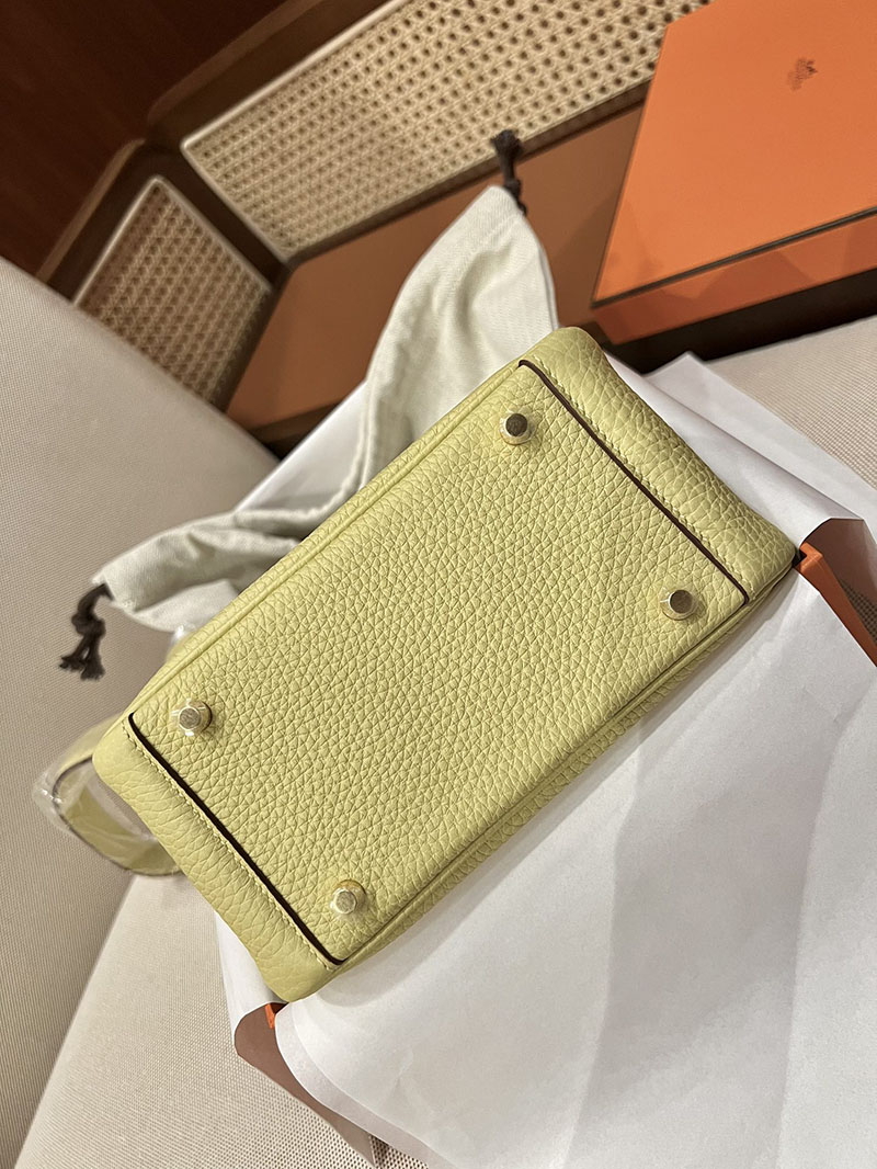 最高級エルメススーパーコピー リンディミニコピー ミニリンディ ジョーヌプッサン トリヨンクレマンス ゴールド金具 - 画像 (4)