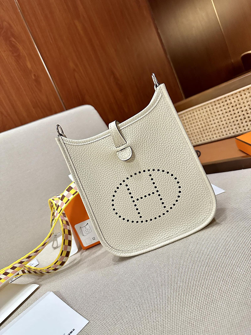 最高級エルメススーパーコピー エヴリンTPMコピー エヴリン 16 TPM クレxライム トリヨンクレマンス シルバー金具 - 画像 (2)