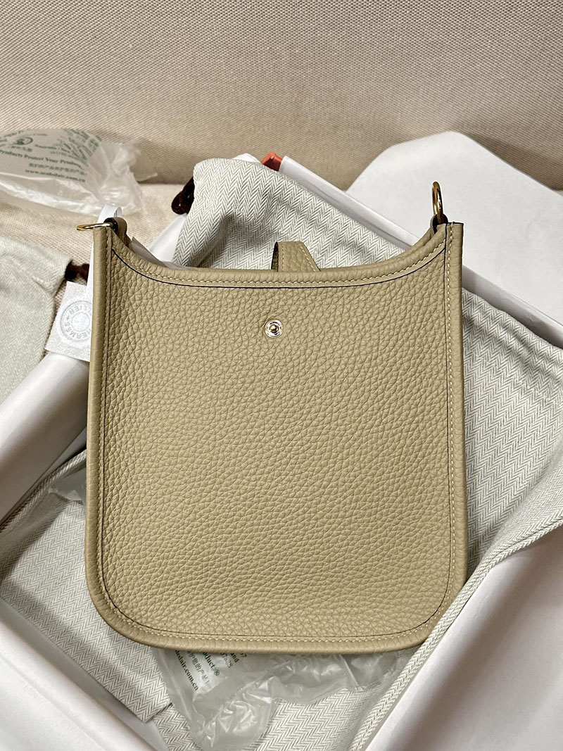 最高級エルメススーパーコピー エヴリンTPMコピー エヴリン 16 TPM トレンチ トリヨンクレマンス ゴールド金具 - 画像 (4)