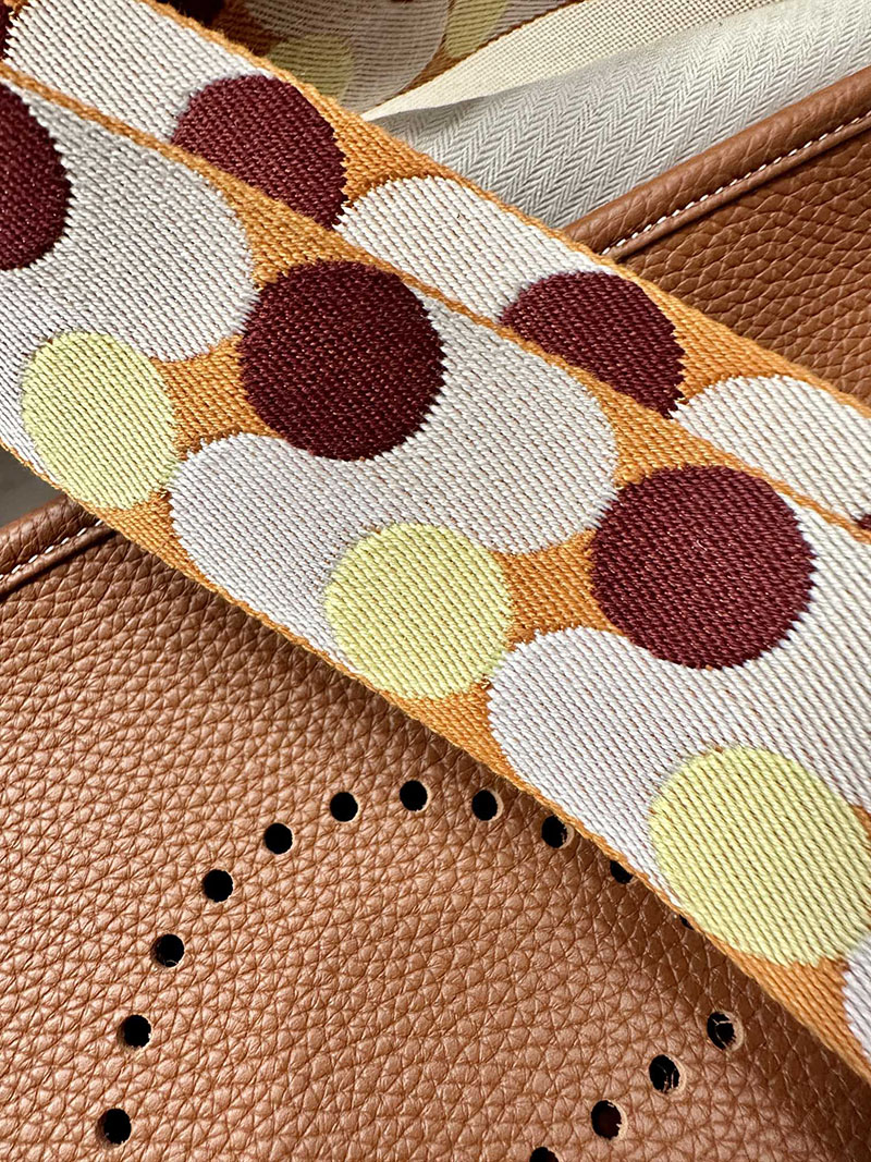 最高級エルメススーパーコピー エヴリンPMコピー エヴリン 29 PM ゴールド トリヨンクレマンス シルバー金具 - 画像 (2)