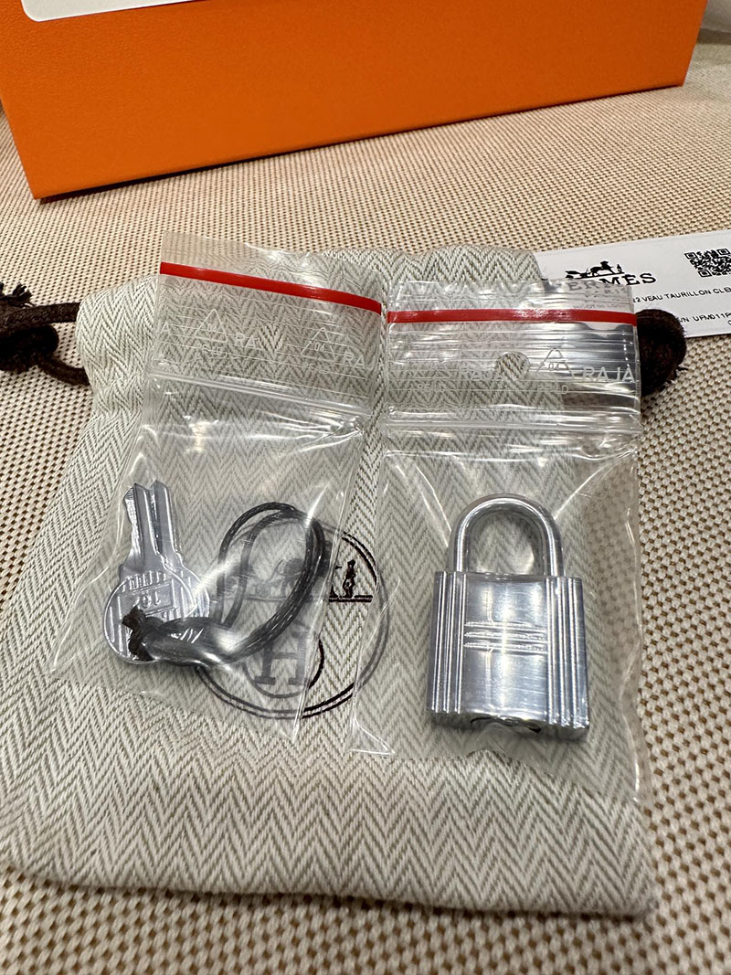 最高級エルメススーパーコピー ピコタンMMコピー ピコタンロック 22 MM クレ トリヨンクレマンス シルバー金具 - 画像 (3)