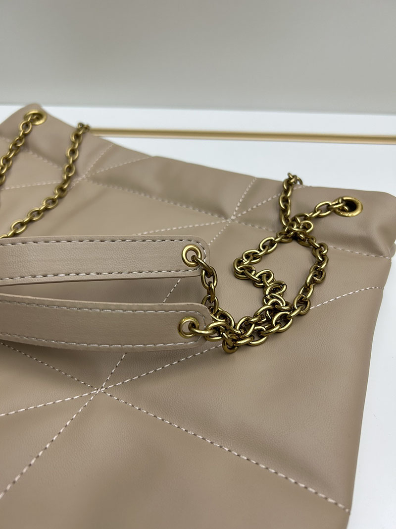 N品 YSL サンローラン ジェイミー 4.3 ポーチ ダスティグレー 781666AAB321722 ラムスキン ゴールド金具 激安優良店 - 画像 (4)