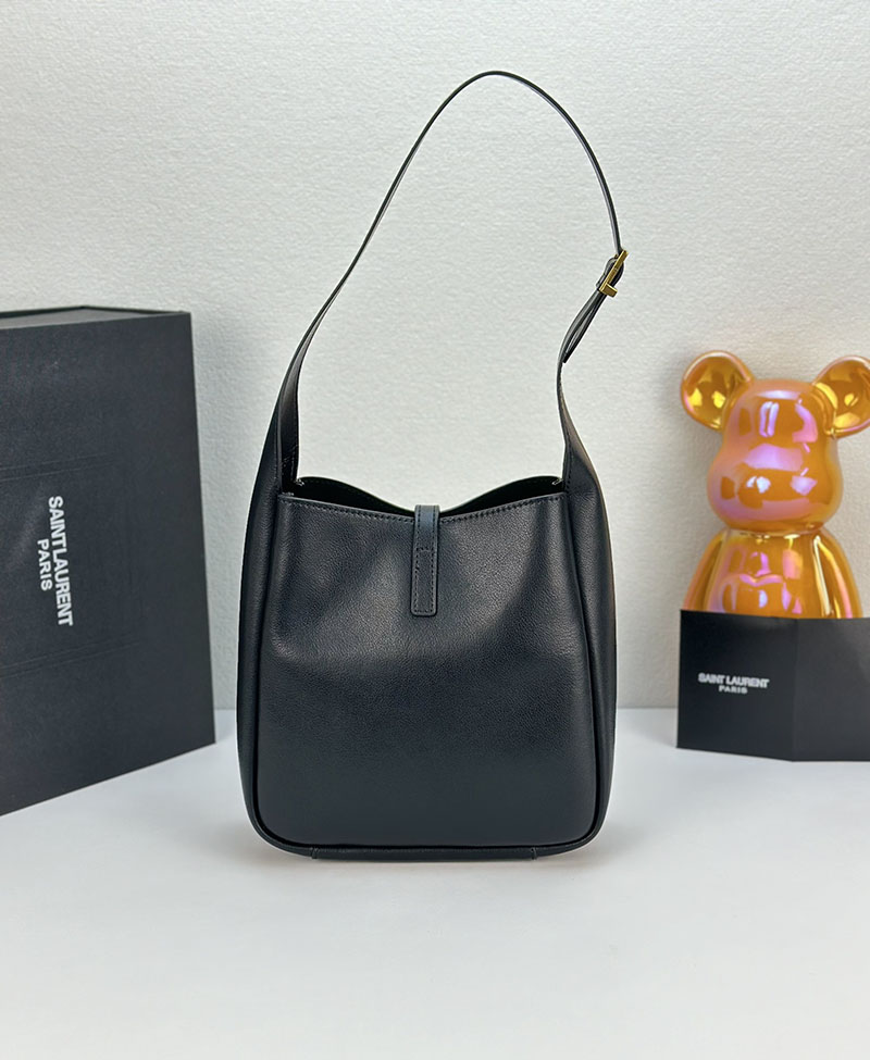 N品 YSL サンローラン LE 5 À 7 ソフト スモール ブラック 713938AAAUQ1000 カーフスキンレザー ゴールド金具 激安優良店 - 画像 (8)