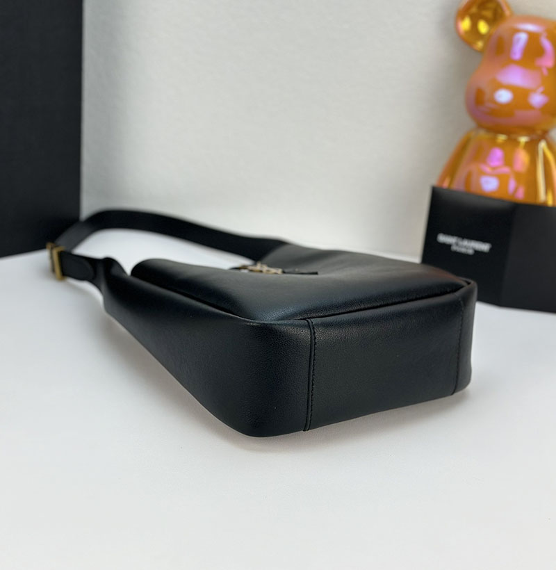 N品 YSL サンローラン LE 5 À 7 ソフト スモール ブラック 713938AAAUQ1000 カーフスキンレザー ゴールド金具 激安優良店 - 画像 (7)