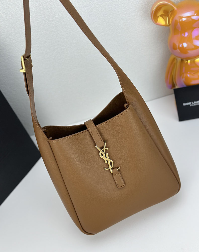 N品 YSL サンローラン LE 5 À 7 ソフト スモール ブラウン 713938AAAUQ2536 カーフスキンレザー ゴールド金具 激安優良店 - 画像 (7)