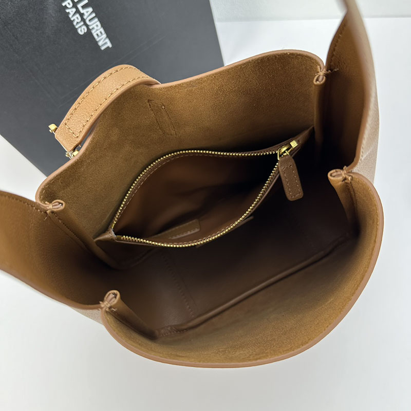 N品 YSL サンローラン LE 5 À 7 ソフト スモール ブラウン 713938AAAUQ2536 カーフスキンレザー ゴールド金具 激安優良店 - 画像 (2)